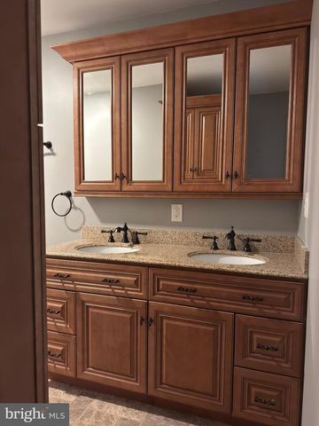 715 HEMPFIELD HILL, Columbia, PA 17512