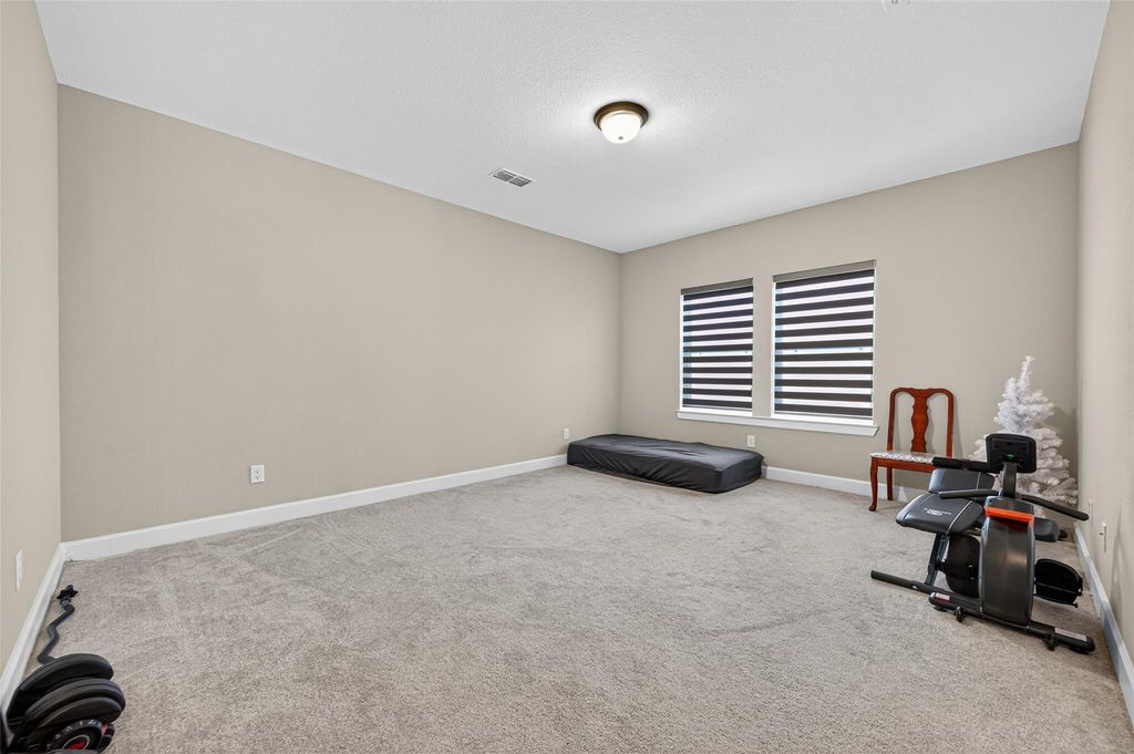 Image 26 of property listing at 419 Pure Parsley Path, Richmond, TX 77406