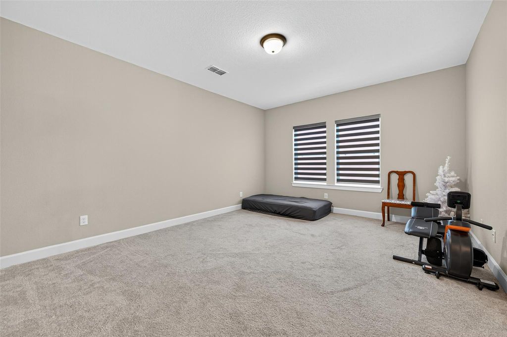 Image 32 of property listing at 419 Pure Parsley Path, Richmond, TX 77406