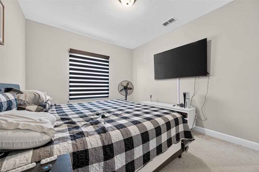 Image 35 of property listing at 419 Pure Parsley Path, Richmond, TX 77406