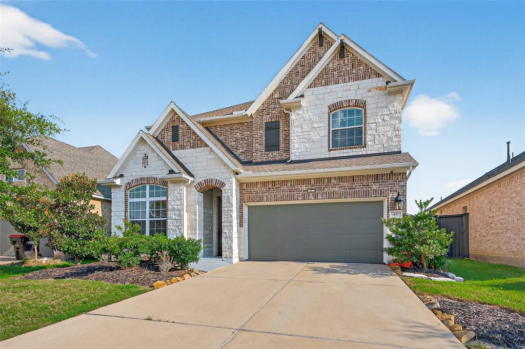 Image 4 of property listing at 419 Pure Parsley Path, Richmond, TX 77406