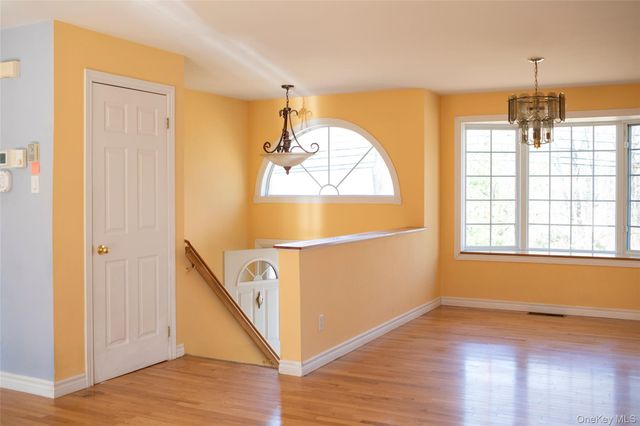 212 Rhinecliff Road, Rhinebeck, NY 12572