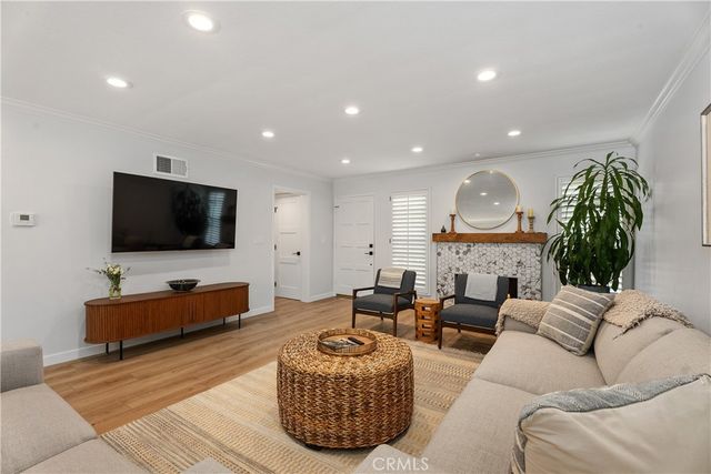5112 Kingscross, Westminster, CA 92683