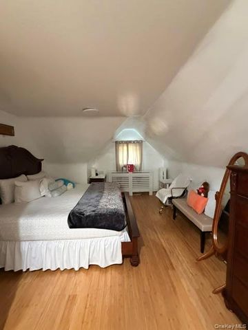 105-52 88th Street, Ozone Park, NY 11417