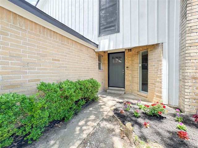 10610 Mills Prairie Street, Houston, TX 77070