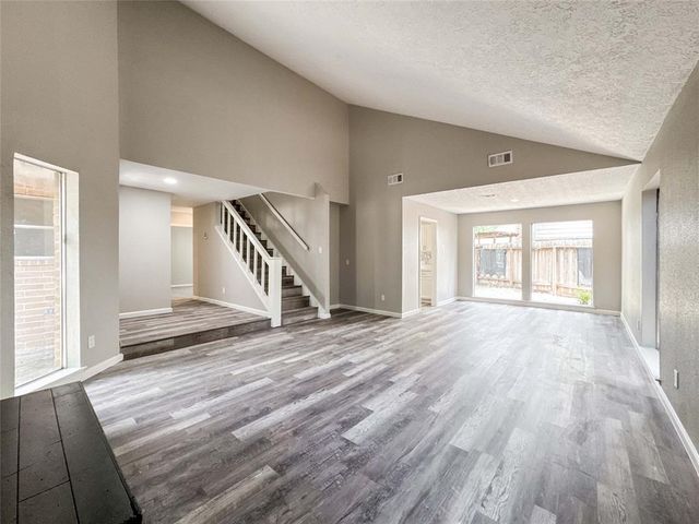 10610 Mills Prairie Street, Houston, TX 77070
