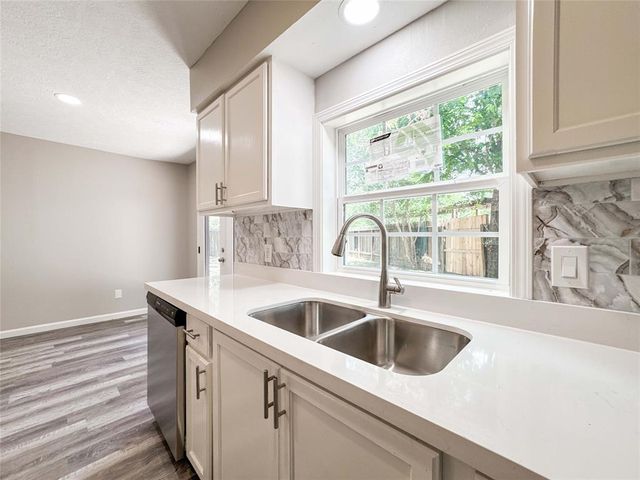 10610 Mills Prairie Street, Houston, TX 77070