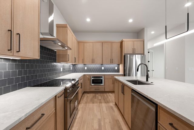 916 Morrison St, Nashville, TN 37208