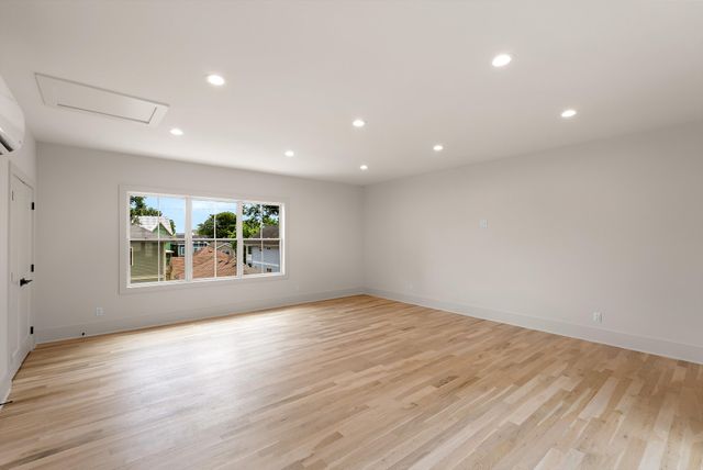 916 Morrison St, Nashville, TN 37208