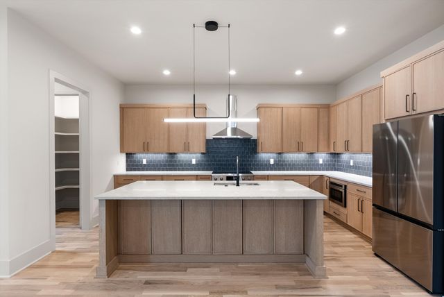 916 Morrison St, Nashville, TN 37208