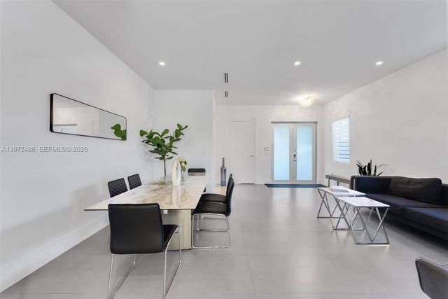 3055 Carter St 3055, Miami, FL 33133