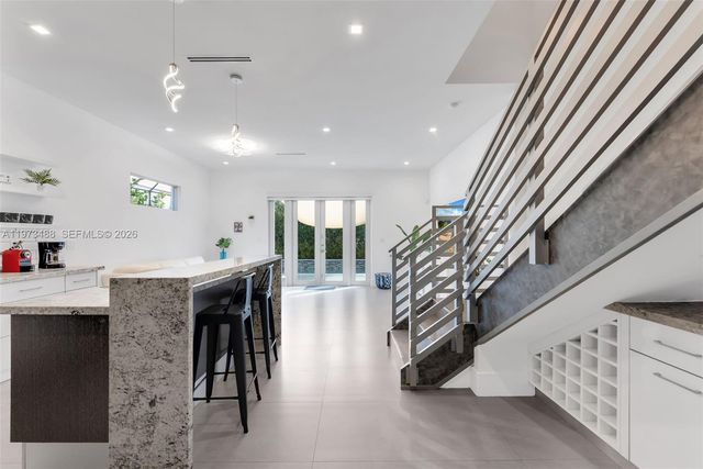 3055 Carter St 3055, Miami, FL 33133