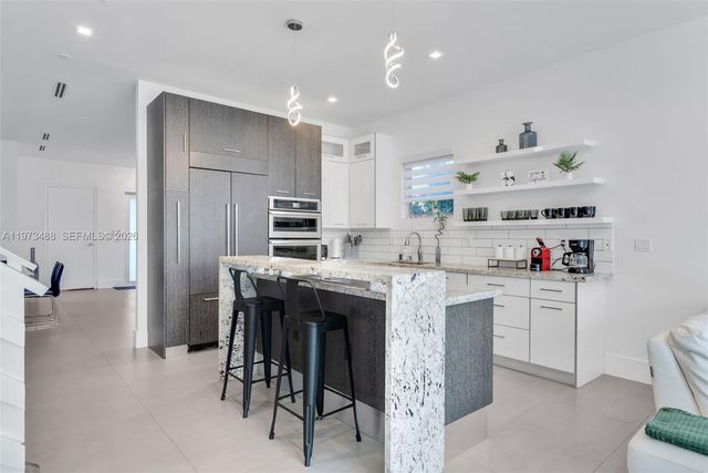 3055 Carter St 3055, Miami, FL 33133