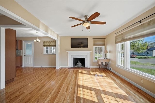 210 Winton Street, Springfield, MA 01118