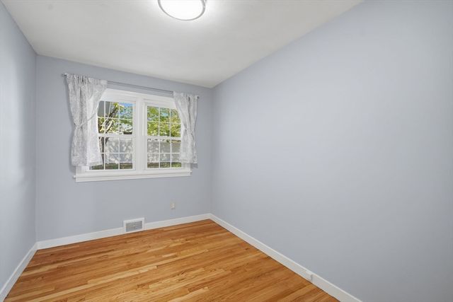 210 Winton Street, Springfield, MA 01118