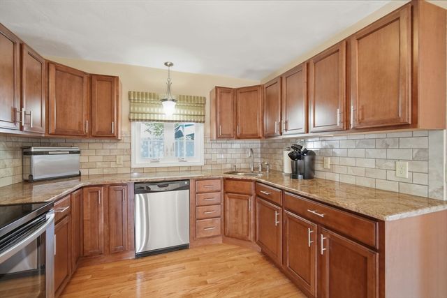 210 Winton Street, Springfield, MA 01118