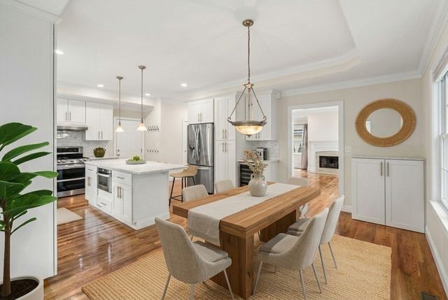 6 Hazel Rd, Lexington, MA 02420