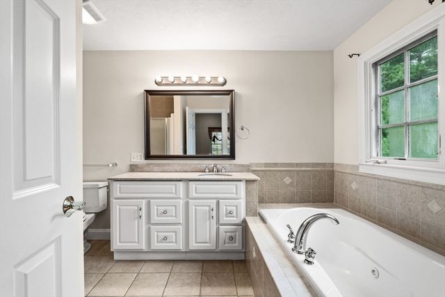 6 Hazel Rd, Lexington, MA 02420