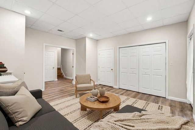 6 Hazel Rd, Lexington, MA 02420