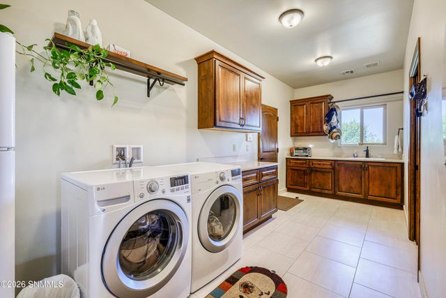 5545 Via Segura, Las Cruces, NM 88011