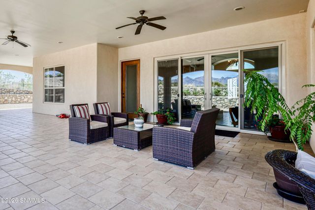 5545 Via Segura, Las Cruces, NM 88011
