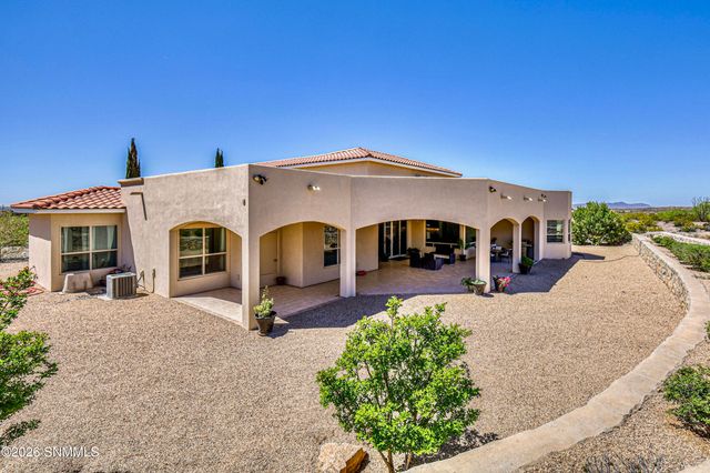 5545 Via Segura, Las Cruces, NM 88011