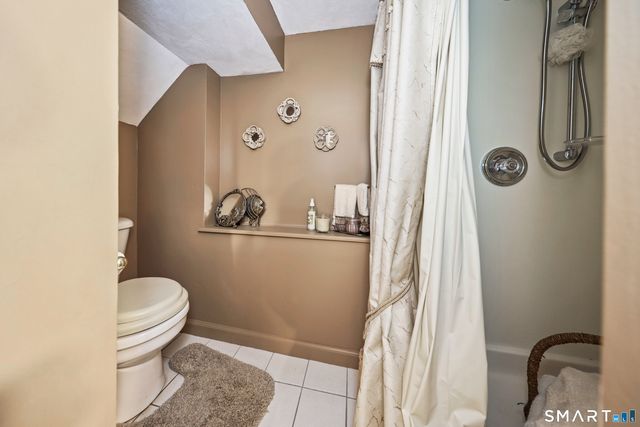 14 Richard Lane, Prospect, CT 06712