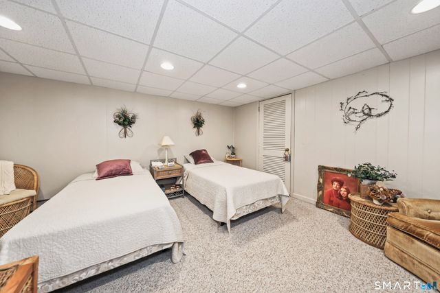 14 Richard Lane, Prospect, CT 06712