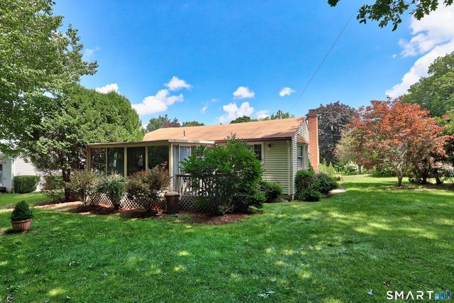 14 Richard Lane, Prospect, CT 06712