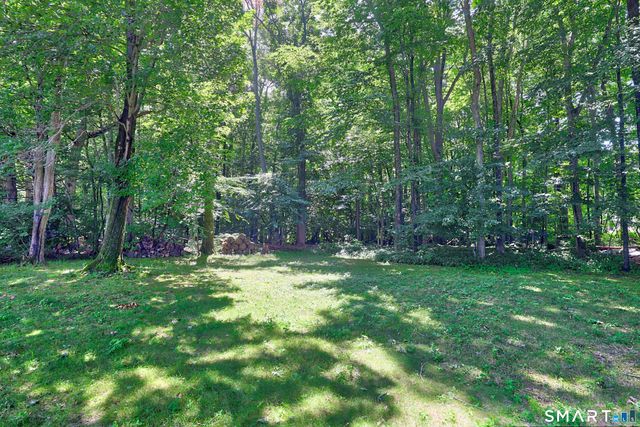 14 Richard Lane, Prospect, CT 06712