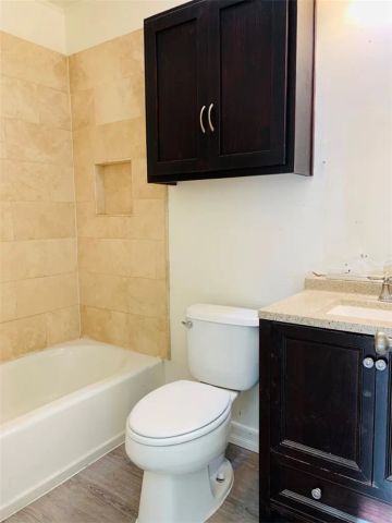 1001 W Stevens Avenue 278, Santa Ana, CA 92707