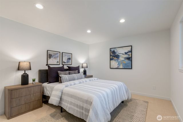 428 164th Avenue SE, Bellevue, WA 98008