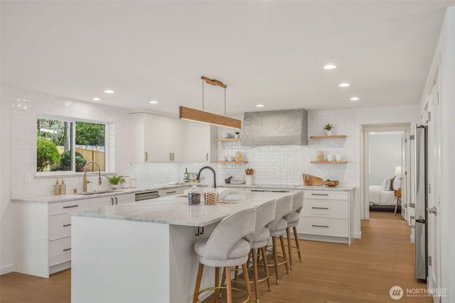 428 164th Avenue SE, Bellevue, WA 98008