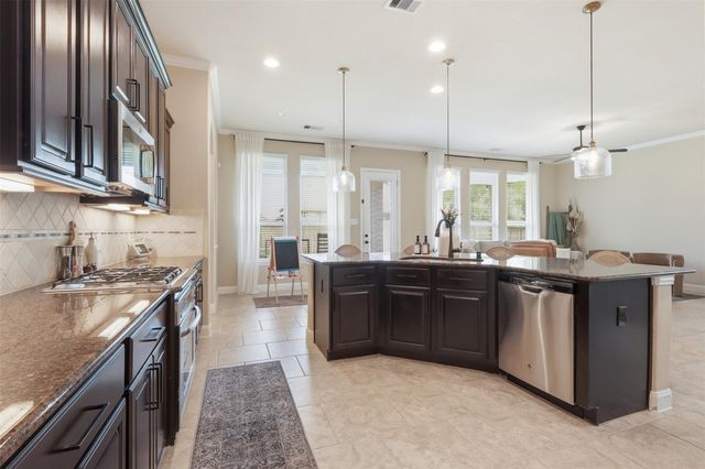 12911 Chatfield Manor Lane, Tomball, TX 77377