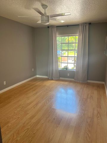 3310 NW 90th Avenue, Coral Springs, FL 33065