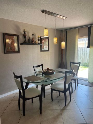 3310 NW 90th Avenue, Coral Springs, FL 33065