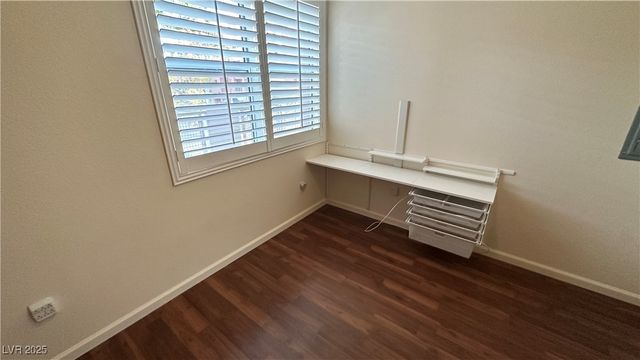 43 East Agate Avenue 203, Las Vegas, NV 89123