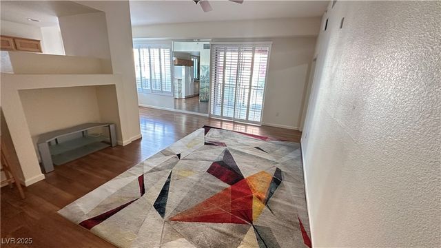 43 East Agate Avenue 203, Las Vegas, NV 89123