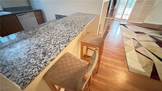 43 East Agate Avenue 203, Las Vegas, NV 89123