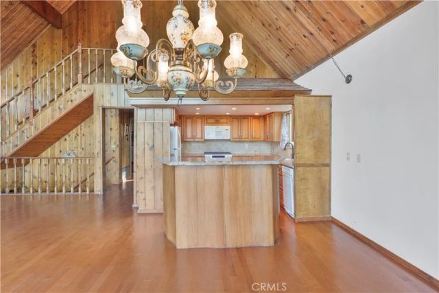 28992 Banff Dr, Lake Arrowhead, CA 92352