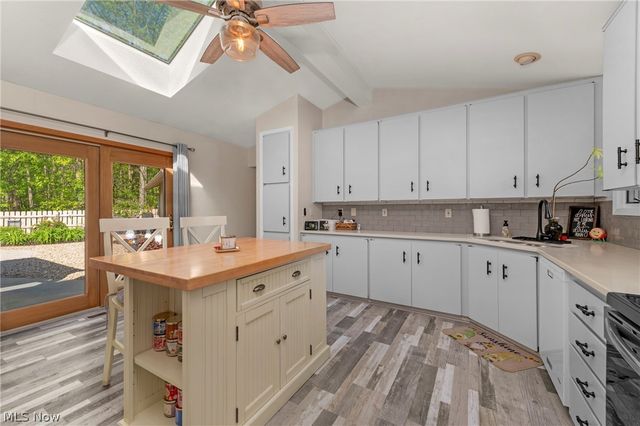 33125 Cedar Branch Circle, North Ridgeville, OH 44039