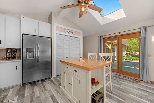 33125 Cedar Branch Circle, North Ridgeville, OH 44039