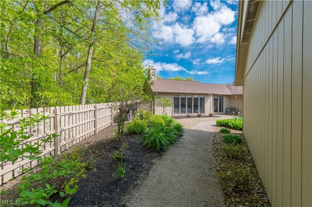 33125 Cedar Branch Circle, North Ridgeville, OH 44039