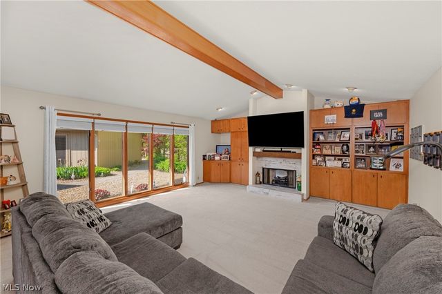 33125 Cedar Branch Circle, North Ridgeville, OH 44039