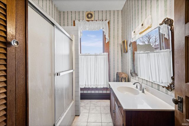 507 E Washington Street, Frankfort, IN 46041