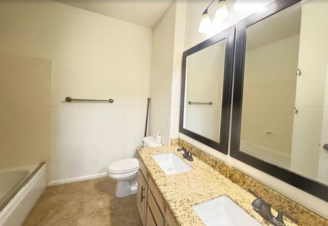 4906 E Hamblin Drive, Phoenix, AZ 85054