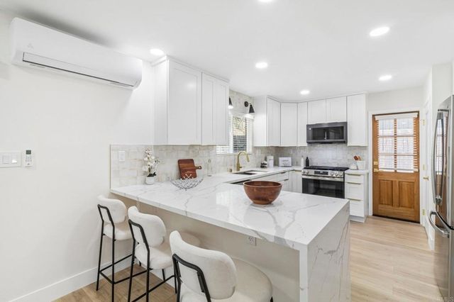 3646 Curlew Street, San Diego, CA 92103
