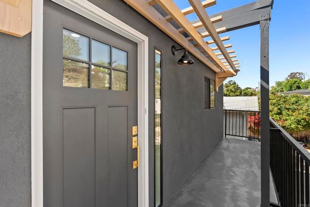 3646 Curlew Street, San Diego, CA 92103