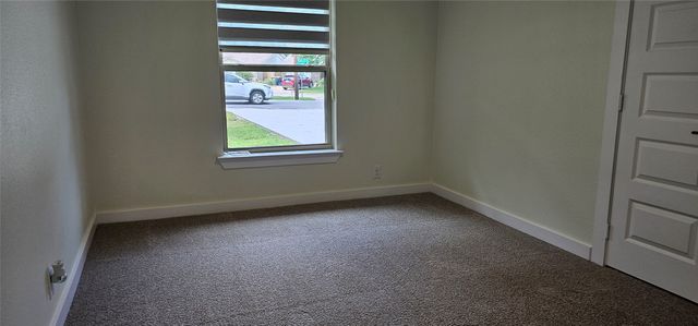 614 E Farmers Road, Seagoville, TX 75159