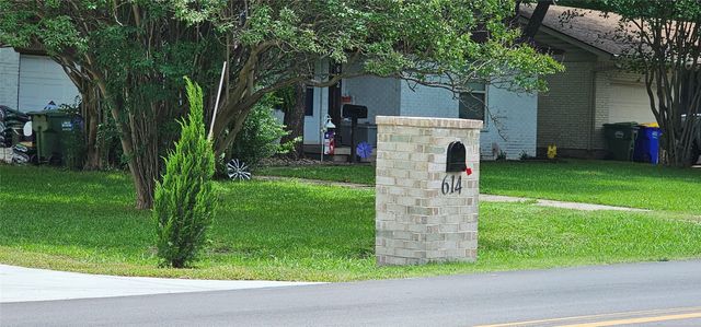 614 E Farmers Road, Seagoville, TX 75159